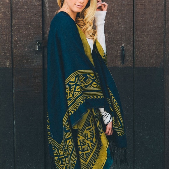 LAST 1 Navy Reversible Border Tassel Ruana- Poncho - Picture 3 of 3